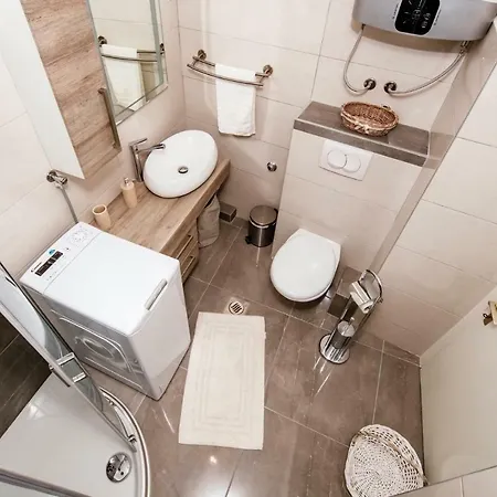 Heart Of Town Apartment *