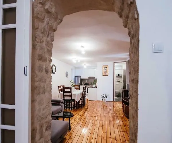 公寓 Heart Of Town *