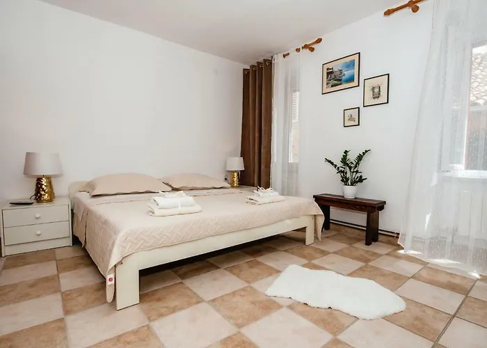 Heart Of Town 公寓 扎达尔